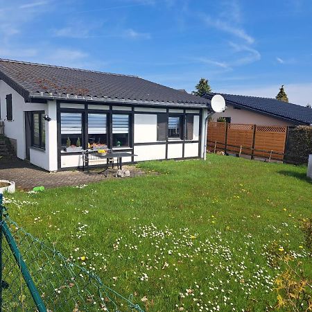 Вилла Haus Eifelblick Gonnersdorf  Экстерьер фото